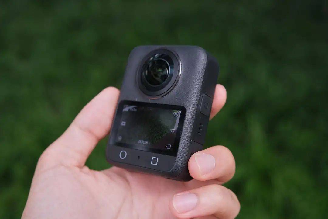 疆 DJI OSMO360 深度评测尊龙人生就是博上天入地从内而外：大(图2)
