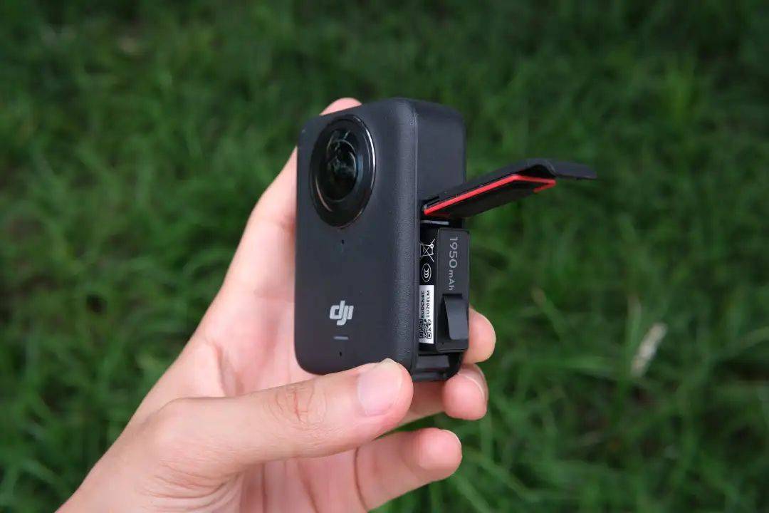 疆 DJI OSMO360 深度评测尊龙人生就是博上天入地从内而外：大(图4)